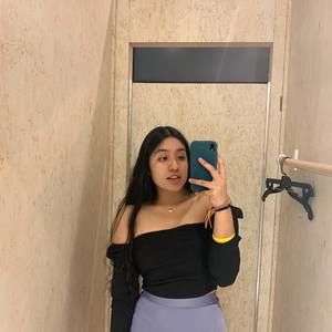 Meet your Posher, Vanessa